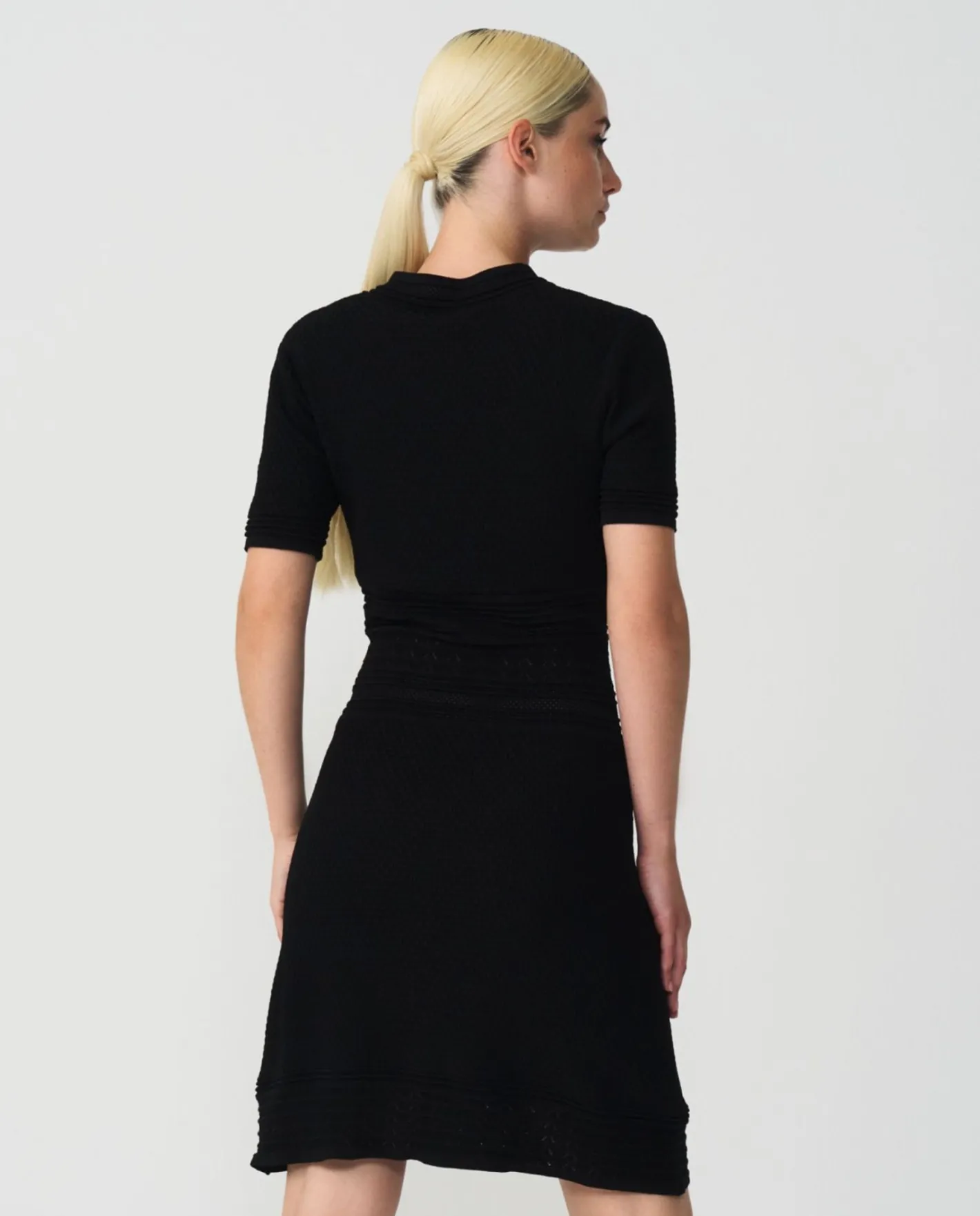 Cuplé Vestido M/C Punto Negro^Mujer Vestidos